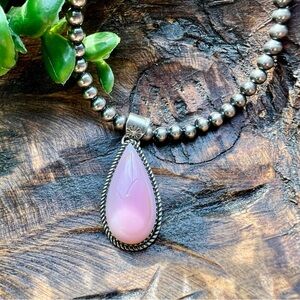 925 Sterling Silver & Pink Conch Large Teardrop Pendant